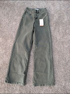 NWT Carve Designs Audrey Wide Leg Organic Denim Jeans Pants Fatigue Green Size 0